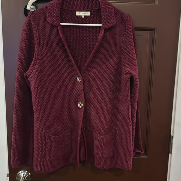 Like new knit cardigan. Size large. - Picture 5 of 6